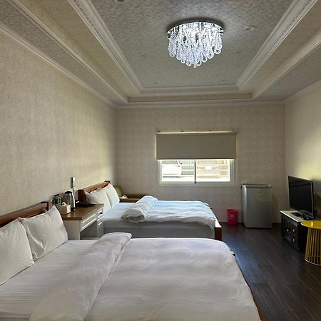 Niuge Minsu Homestay Юйли Экстерьер фото